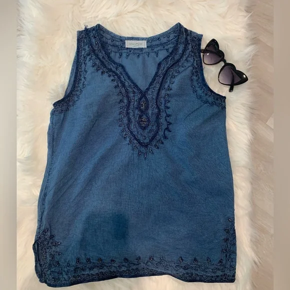 Luna Moon Blue Summer Top! - Picture 3 of 8